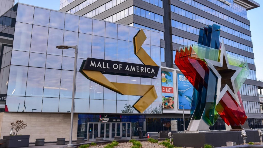 18-year-old man charged in Mall of America attack plot to make court appearance — WCCO / CBS Minnesota, Richfield Community news