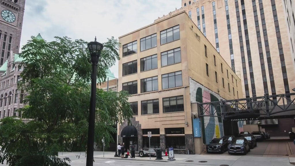CEO who experienced homelessness as a child opens new Minneapolis family shelter — WCCO / CBS Minnesota, Richfield Government news