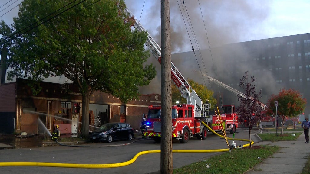 2 Minneapolis firefighters hurt in East Franklin Avenue business fire — WCCO / CBS Minnesota, Richfield Health news