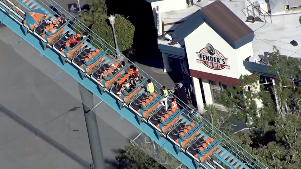 Man dies in fall from Six Flags Over Georgia roller coaster, several injured, police and witnesses say — WCCO / CBS Minnesota, Richfield Real Estate news