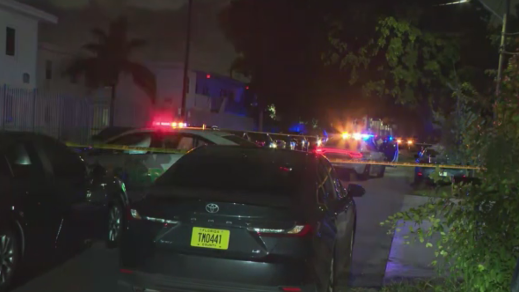 Woman grazed on side of head, man with shoulder wound after a reported shooting in Miami-Dade, deputies say — CBS Miami, Richfield Health news