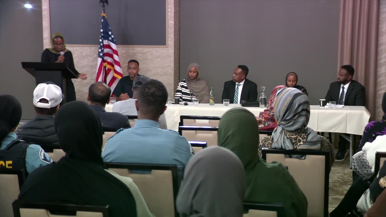 Somali-American police officers address gang violence at town hall; community shares possible solutions — KSTP 5, Richfield Business news