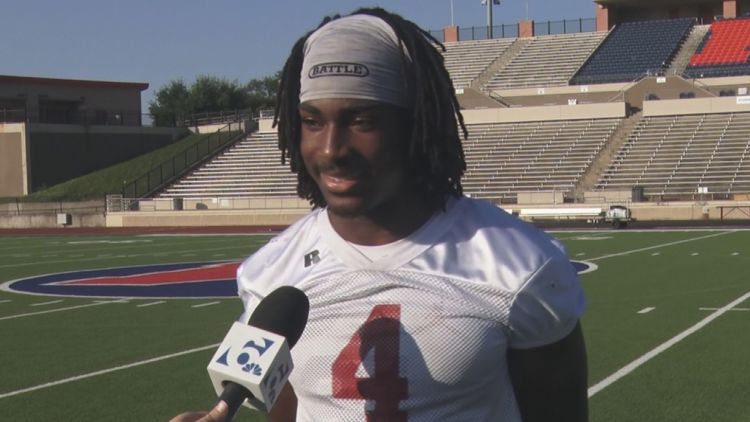 Midway's Lathan Whisenton sets school record for career rushing touchdowns — KCEN (Central Texas), Richfield Schools news