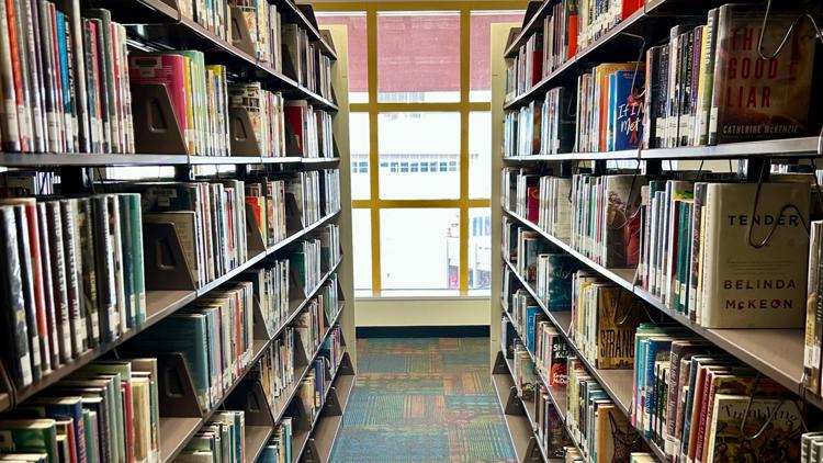 Live outside San Antonio? Library users are getting notices about $30 fee taking effect this month — KENS 5 (San Antonio), Richfield Community news