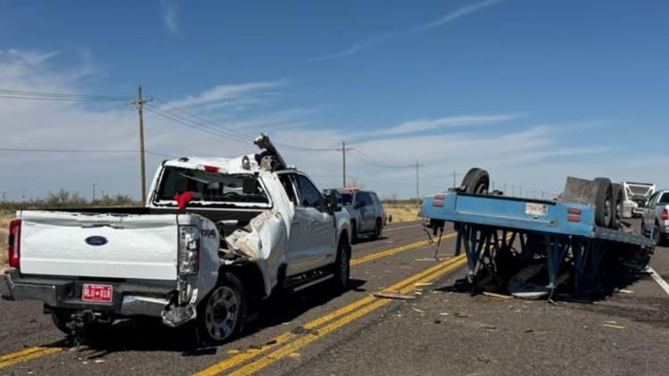 Single-vehicle crash closes intersection of State Highway 18 and County Road 306 in Winkler County — NewsWest 9 (Permian Basin), Richfield Community news