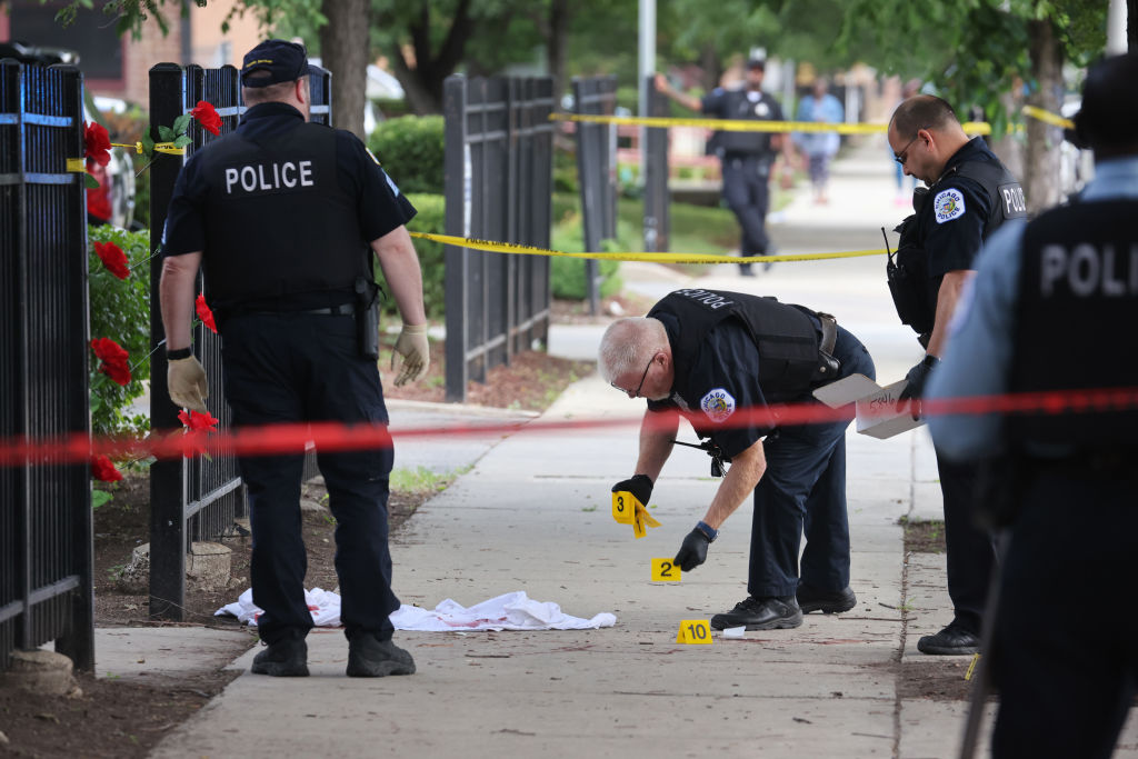Researchers point to community violence programs, pandemic recovery in historic homicide decline — Minnesota Reformer, Richfield Business news